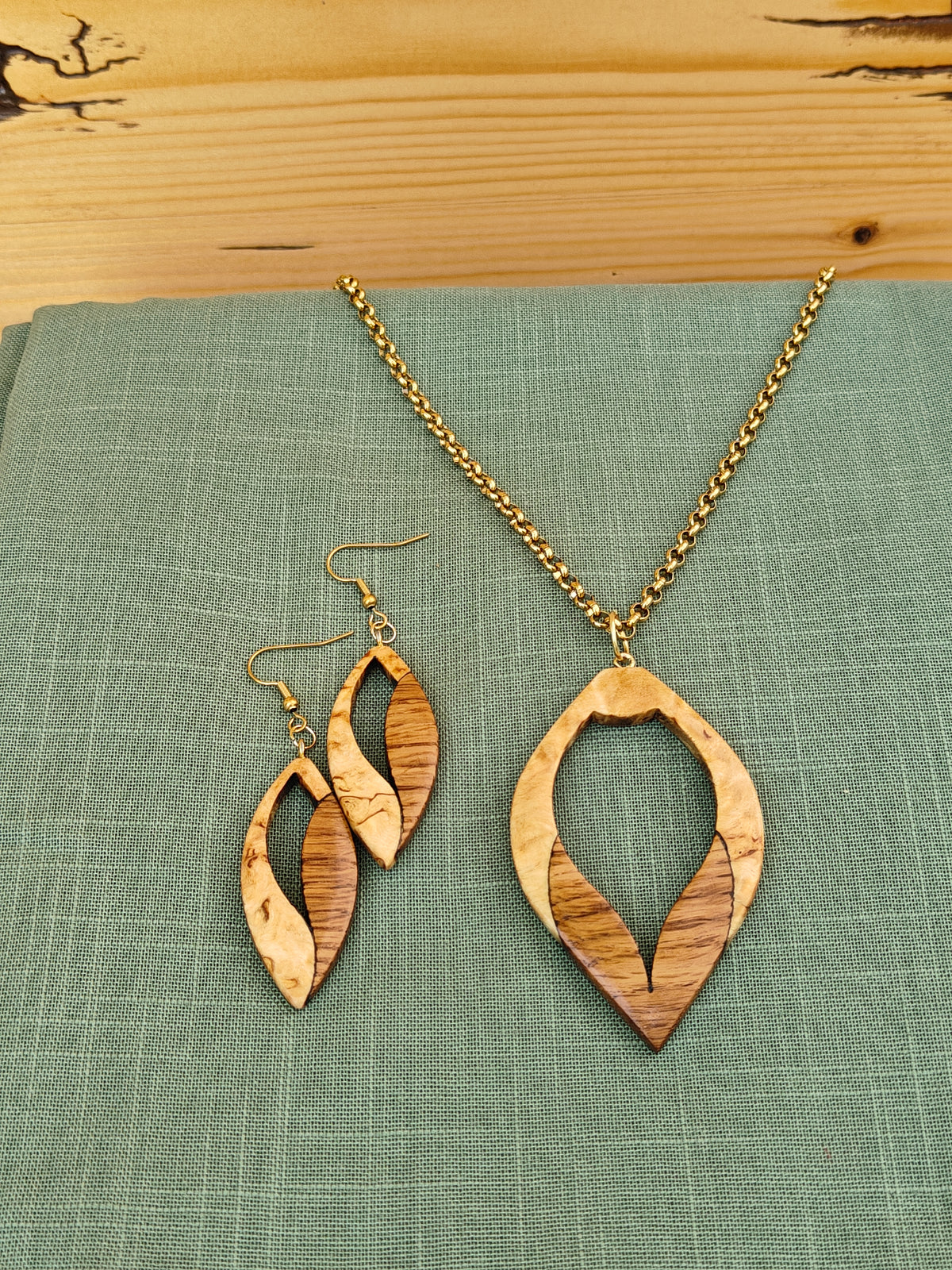 Shepherd of the Forest - Jewelry Set